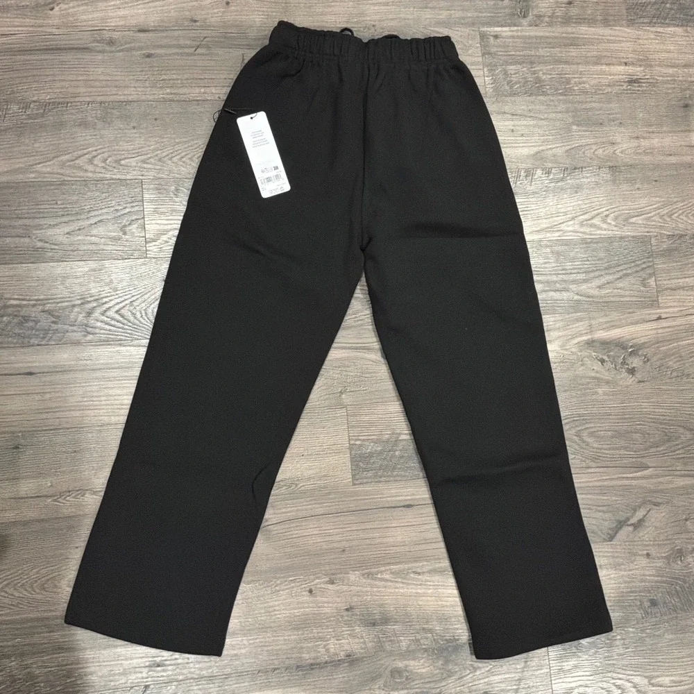 Alo Yoga‎ Accolade Straight Leg Sweatpants Black Women Medium NEW